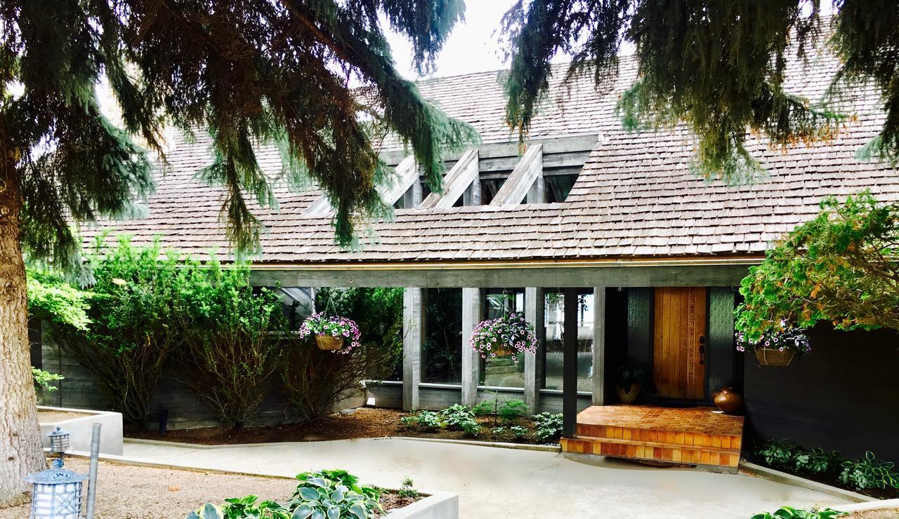 Bed and Breakfast Summerhill Estate House Келоуна Экстерьер фото